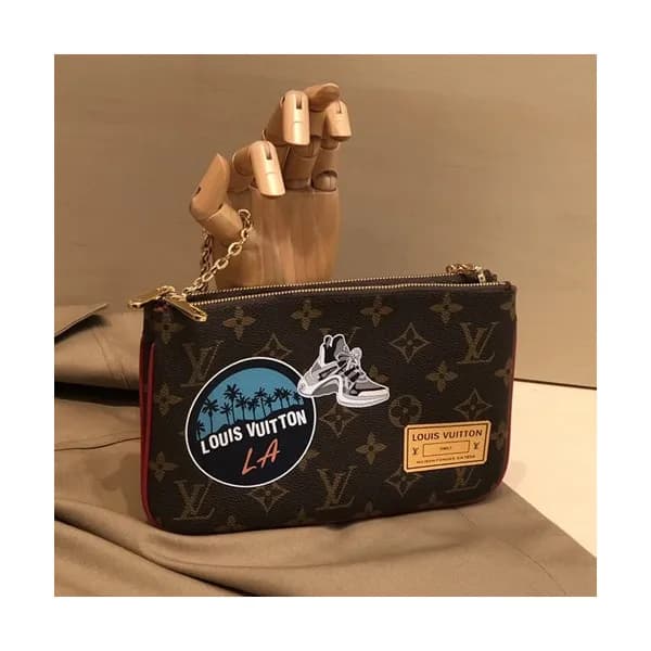 Louis Vuitton 2019 Pochette Double Zip Chain Shoul… - 1