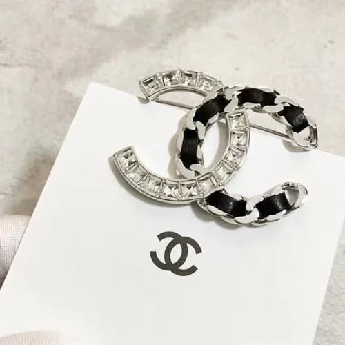 CHANEL White Gold Brooch - 샤넬 여성용 18k도금 화이트 골드 브… - 1