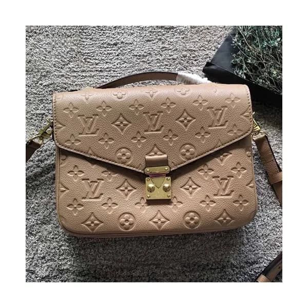 Louis Vuitton Pochette Metis Shoulder Bag,25cm - 루… - 1