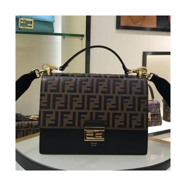Fendi 2019 Leather Tote Shoulder Bag ,26CM - 펜디 20… - 1