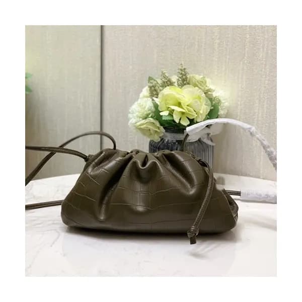 Bottega Veneta 2019 The Pouch Bag / Shoulder Bag,2… - 1