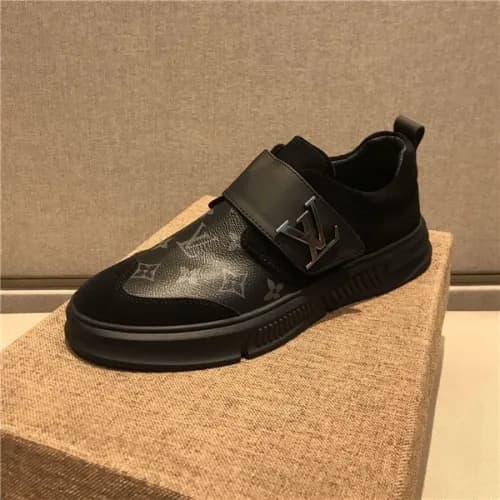 Louis Vuitton 2020 Men's Leather Sneakers - 루이… - 1