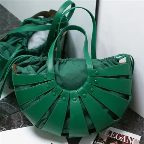 [보테가베네타]Bottega Veneta 2021 The Shell Tote Bag,40c… - 1