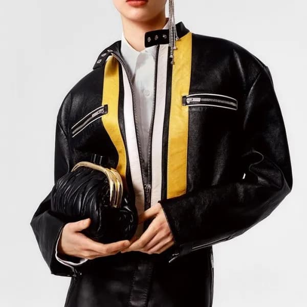 미우미우 여성 블랙 마트라세백 - Miumiu Womens Black Matelasse B… - 1
