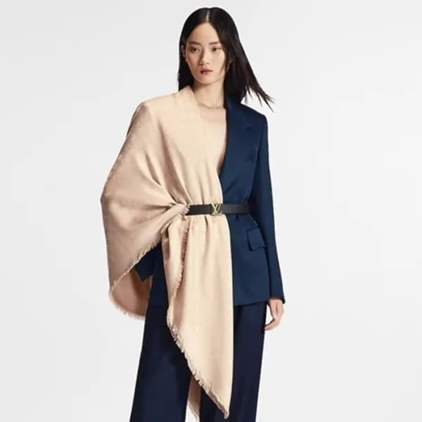 루이비통 여성 모노그램 클래식 숄 - Louis vuitton Womens Monogram… - 1