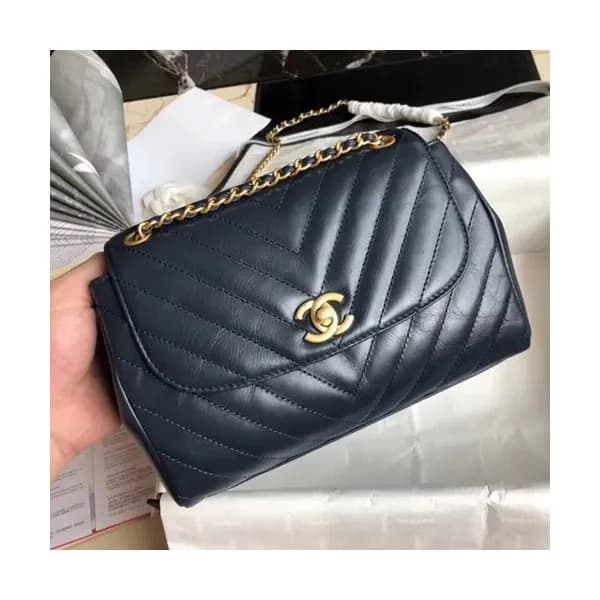 Chanel 2018/2019 Chain Shoulder Bag,22CM - 샤넬 2018… - 1