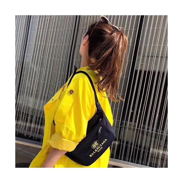 Balenciaga 2019 Canvas Belt Bag,31CM - 발렌시아가 2019 … - 1