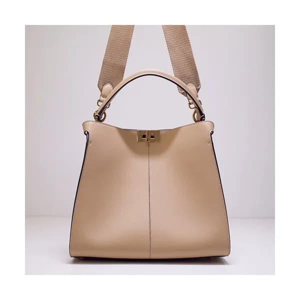 Fendi 2020 Leather Tote Shoulder Bag ,30CM - 펜디 20… - 1