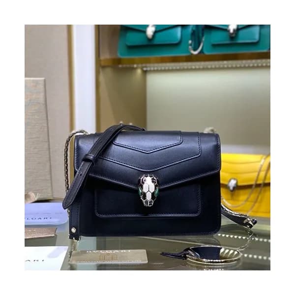 Bvlgari 2020 Serpenti Chain Shoulder Bag,19CM - 불가… - 1