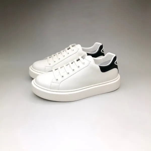 프라다 남성 클래식 화이트 스니커즈 - Mens White Sneakers - pra027… - 1