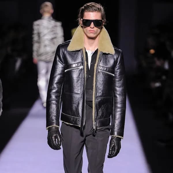 톰포드 남성 블랙 가죽 자켓 - Tomford Mens Black Jackets - tof… - 1