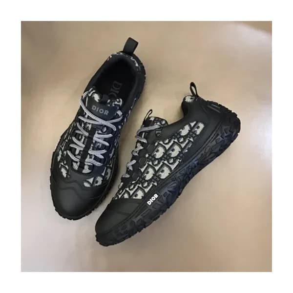 디올 남성 블랙 스니커즈 - Dior Mens Black Sneakers - dio0222… - 1