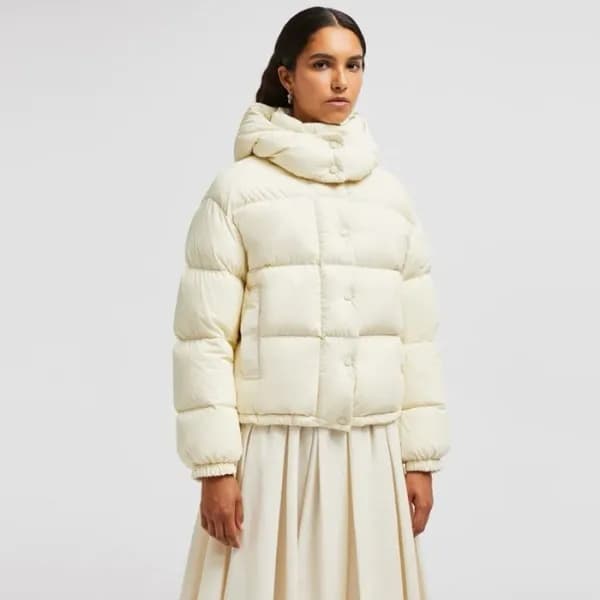 몽클레어 여성 구스 다운 패딩 - Moncler Womens Goose Down Paddi… - 1