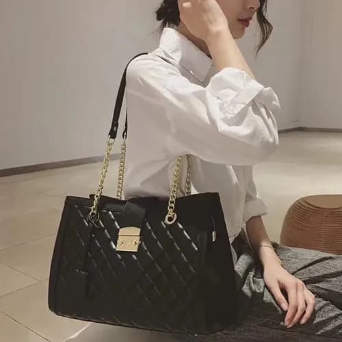 Chanel Chain Shoulder Bag ,34CM - 샤넬 여성용 체인 숄더백 CH… - 1