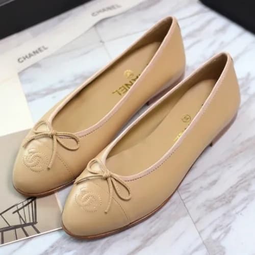 Chanel 2018 Ladies Classic CC Logo Ribbon Ballet F… - 1