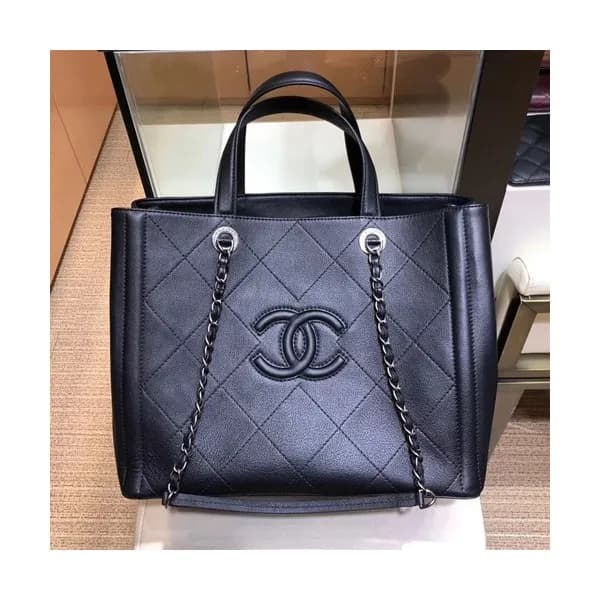 Chanel 2019 Leather Women Tote Shoulder Shopper Ba… - 1