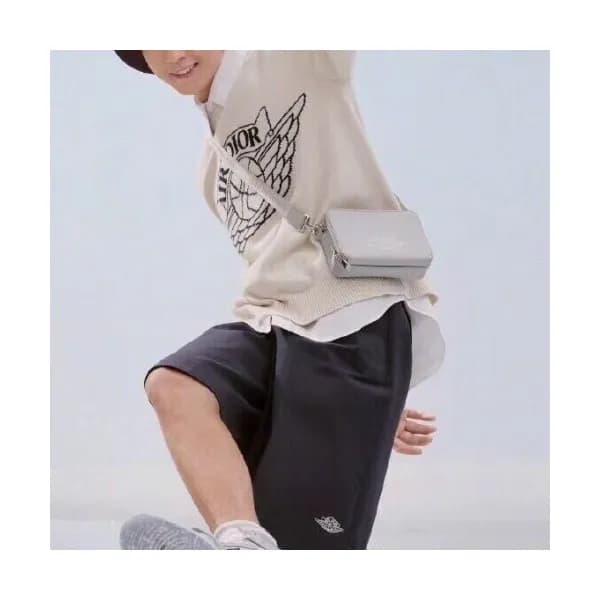 [디올]Dior 2020 Mens Retro Logo Crew-neck Sweaters -… - 1