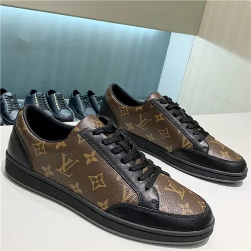 Louis Viutton 2021 Men's Leather Sneakers - 루이… - 1