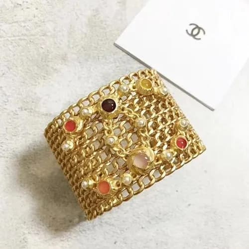 CHANEL Yellow Gold Bangle - 샤넬 여성용 팔지18k 도금 옐로우 골… - 1