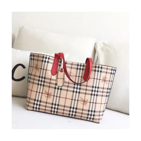 Burberry 2019 Reversible Tote Shoulder Shopper Bag… - 1