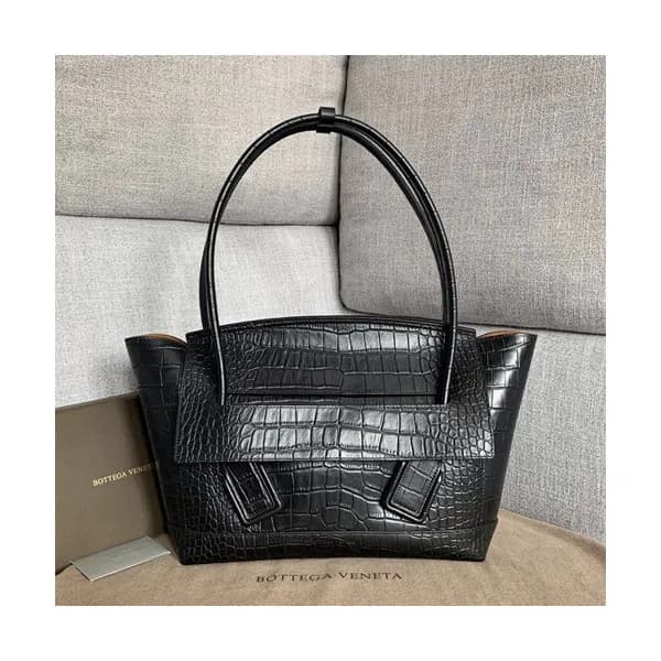 Bottega Veneta 2019 Arco Large Tote Shoulder Bag,3… - 1