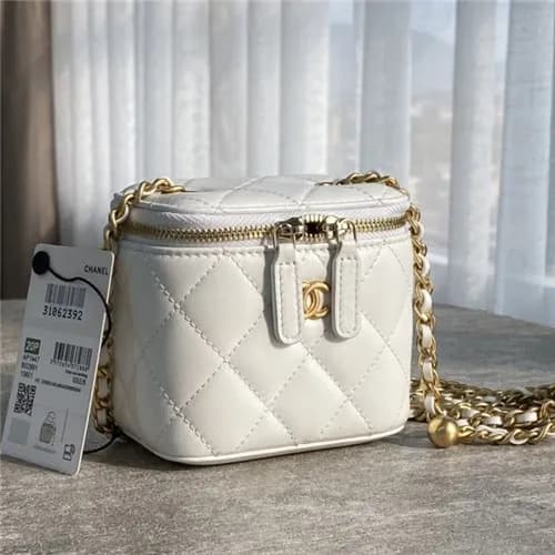 [샤넬]Chanel 2021 Gold Ball Mini Vanity Bag,11.5cm -… - 1