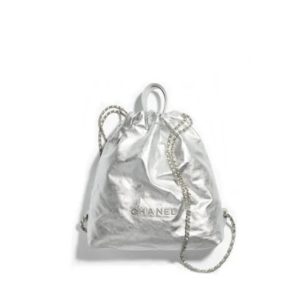 샤넬 여성 실버 22백팩 - Chanel Womens Silver 22 Bag Pack … - 1
