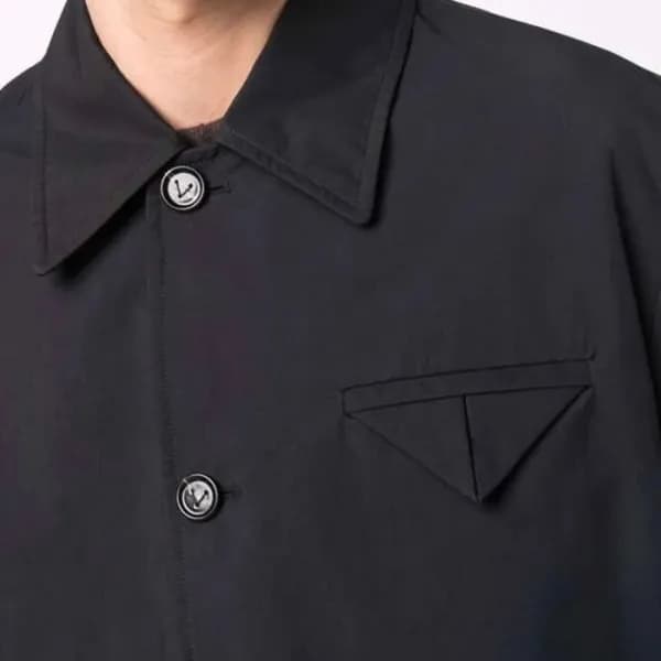 보테가베네타 남성 블랙 반팔 셔츠 - Bottega veneta Mens Black Shi… - 1