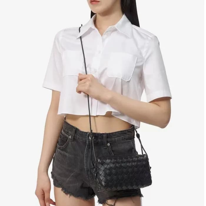 보테가 베네타 여성 블랙 카메라 백 - Bottega Veneta Womens Black … - 1