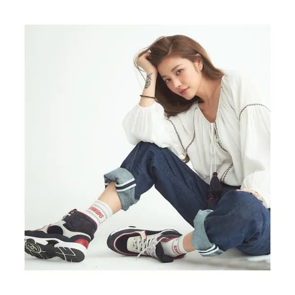 Chanel 2018 Ladies Leather Running Shoes - 샤넬 여성신상… - 1