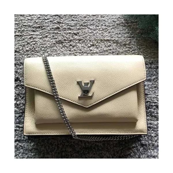 Louis Vuitton Pochette My Lock Me Chain Shoulder B… - 1