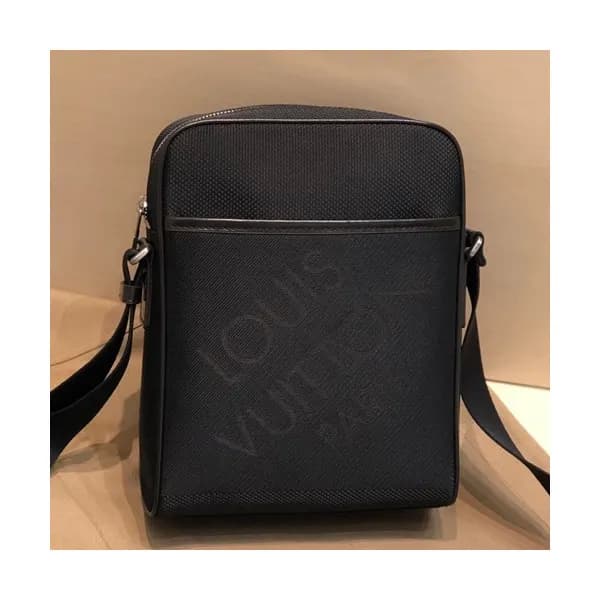 Louis Vuitton 2019 Damier Geant Canvas Messenger S… - 1