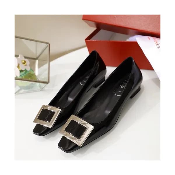 Roger Vivier 2019 Ladies Leather Flat Shoes - 로저비비… - 1