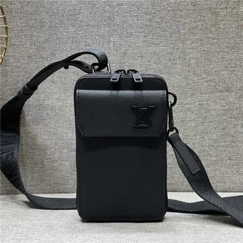 [루이비통]Louis Vuitton 2021 Men's Leather Phone B… - 1