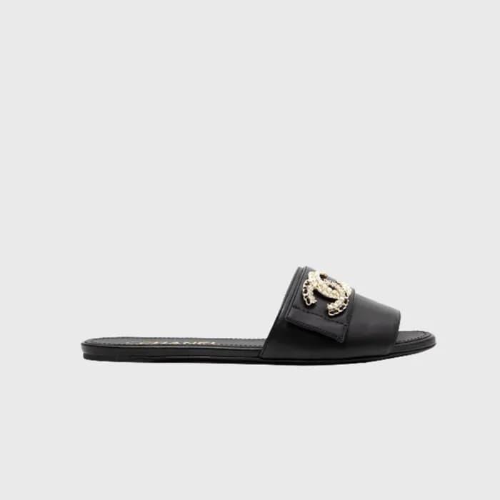 샤넬 CC 로고 크리스탈 펄 블랙 슬리퍼 【매장-200만원대】 - Chanel Womens… - 1