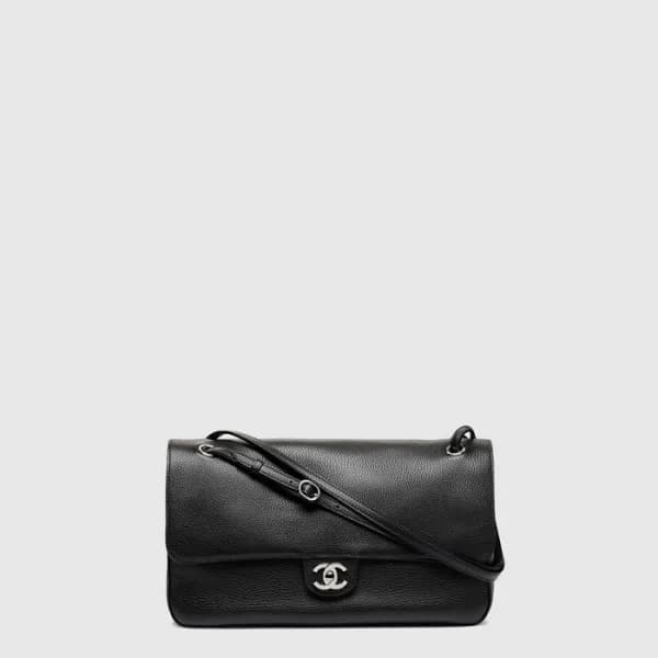 샤넬 여성 맥시 플랩백 - Chanel Womens Maxi Flap Bag - chb15… - 1