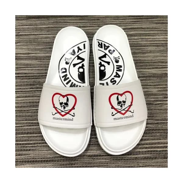 Mastermind 2019 Mens Skull Logo Leather Slipper - … - 1