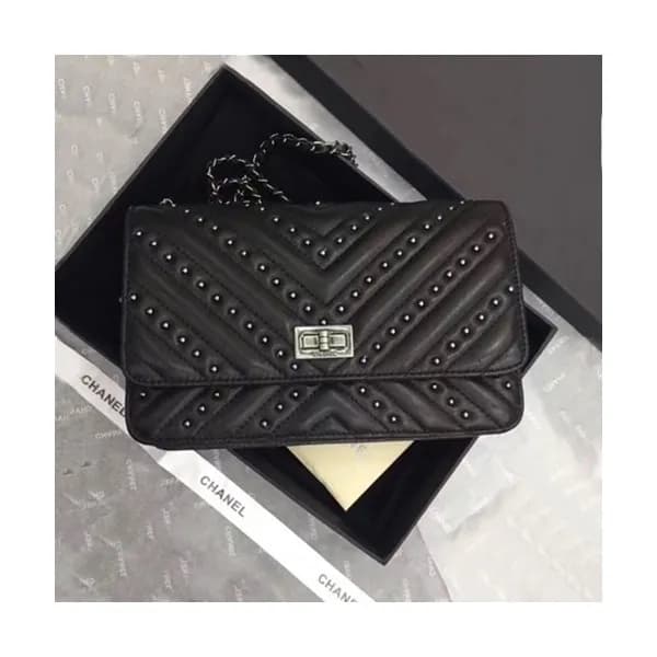 Chanel 2019 WOC Chain Cross Bag,19CM - 샤넬 2019 WOC… - 1
