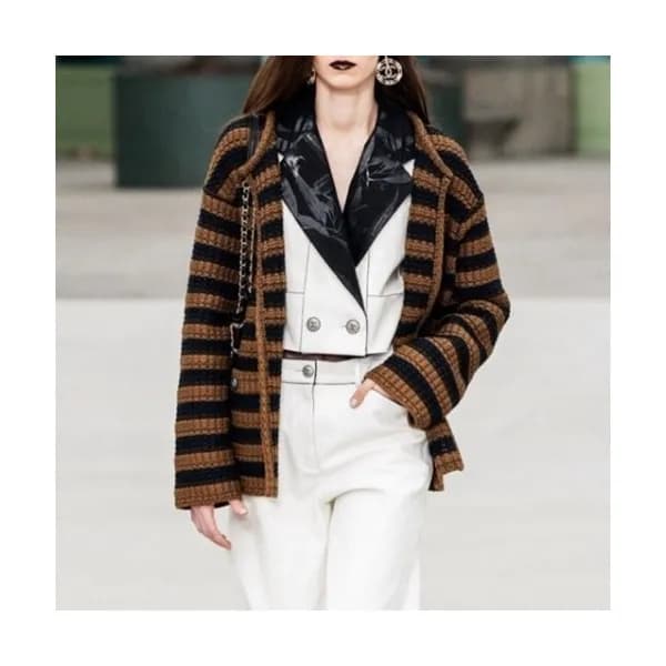 Chanel 2020 Ladies Trendy V-neck Cardigan- 샤넬 2020… - 1