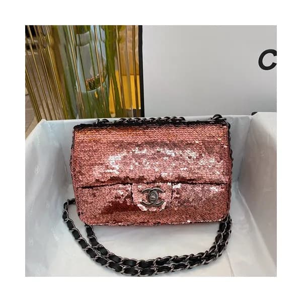 Chanel 2020 Chain Shoulder Bag,20CM - 샤넬 2020 스팽글 … - 1