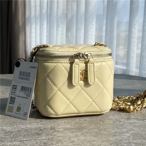 [샤넬]Chanel 2021 Gold Ball Mini Vanity Bag,11.5cm -… - 1