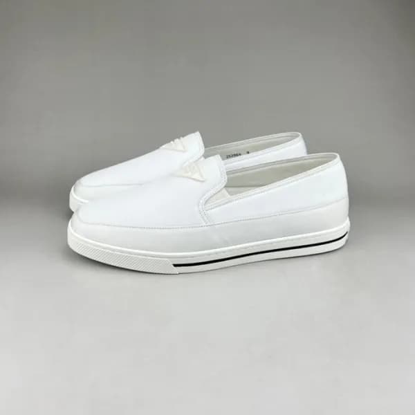 프라다 남성 클래식 화이트 로퍼 - Mens White Loafer - pra02817x - 1