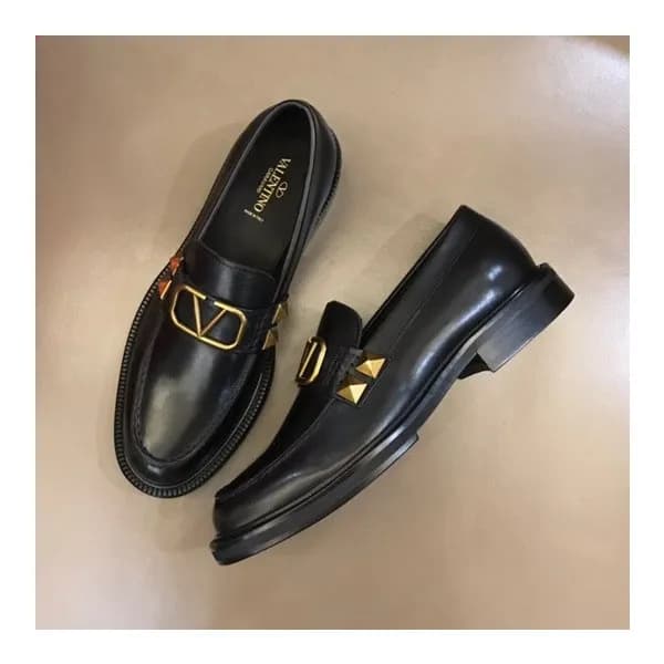 발렌티노 남성 블랙 로퍼 - Valentino Mens Black Loafer - val4… - 1