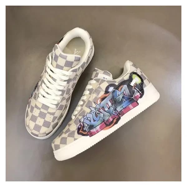 루이비통 남성 아이보리 스니커즈 - Louis vuitton Mens Ivory Sneak… - 1