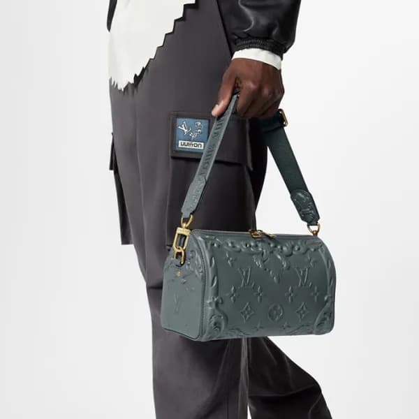 루이비통 남성 그레이 크로스백 - Louis vuitton Mens Gray Cross B… - 1