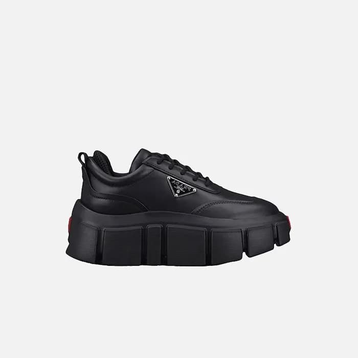 프라다 남성 플랫폼 블랙 레더 스니커즈 【매장-150만원대】 - Prada Mens Bla… - 1