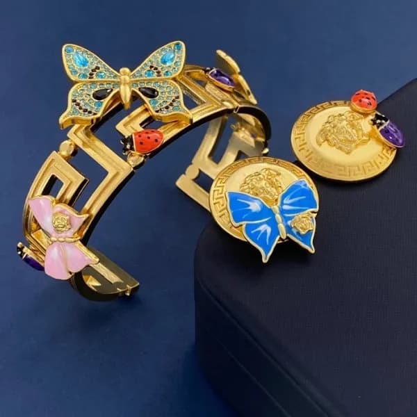 베르사체 여성 옐로우 골드 팔찌 - Versace Womens Yellow Gold Ban… - 1