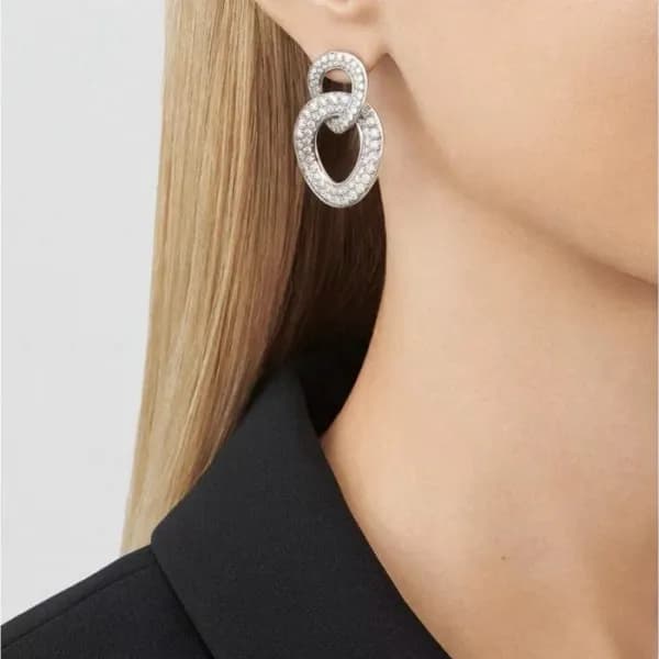 반클리프 아펠 여성 화이트 골드 이어링 - Van Cleef & Arpels Womens … - 1