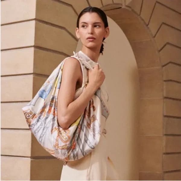에르메스 여성 화이트 스카프 - Hermes Womens White Scarf - acc1… - 1
