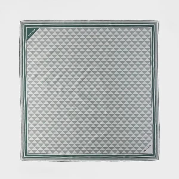 프라다 여성 스퀘어 스카프 - Prada Womens Square Scarf - acc70… - 1